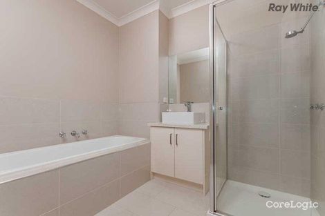 Property photo of 25 The Esplanade Taylors Hill VIC 3037