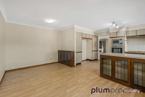 Property photo of 4 Riatta Street Chapel Hill QLD 4069