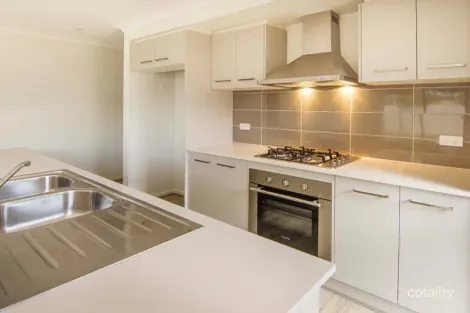 Property photo of 9 Estuary Boulevard Leopold VIC 3224