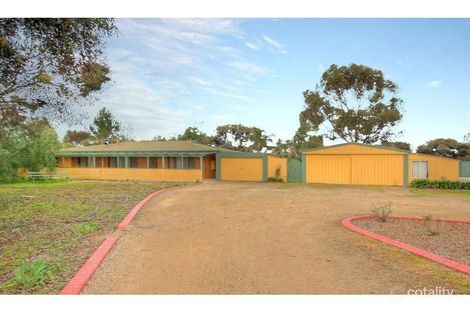 4 Lawrie Rd, Lewiston, SA 5501