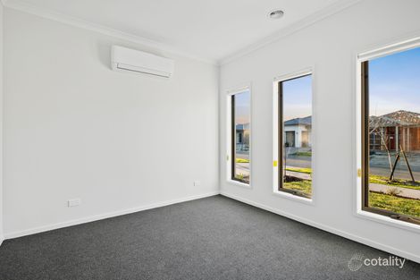 Property photo of 16 Purity Way Armstrong Creek VIC 3217