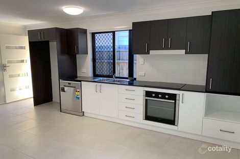 2/40 Awoonga Cres, Morayfield, QLD 4506