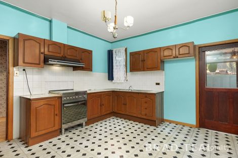 Property photo of 28 Whitton Parade Coburg North VIC 3058