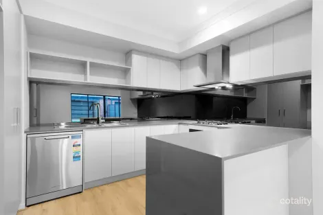 Property photo of 11 Aviana Walk Wyndham Vale VIC 3024