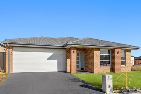 Property photo of 31 Yeoman Street Melton South VIC 3338