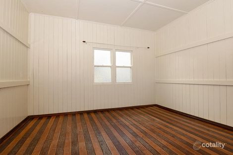 Property photo of 27 Chamberlain Street North Toowoomba QLD 4350