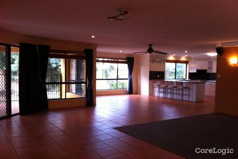 Property photo of 8 Mainbrace Court Banksia Beach QLD 4507
