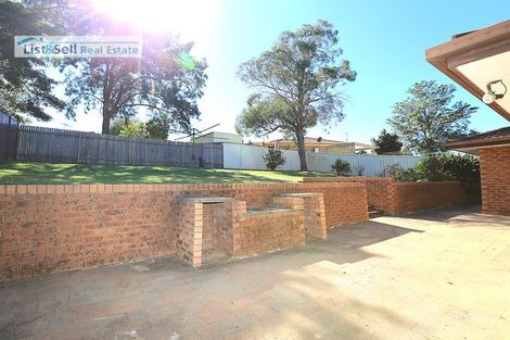 Property photo of 8 Haredale Street Ambarvale NSW 2560