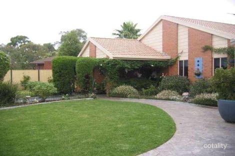 Property photo of 18 Gundaroo Square Werribee VIC 3030