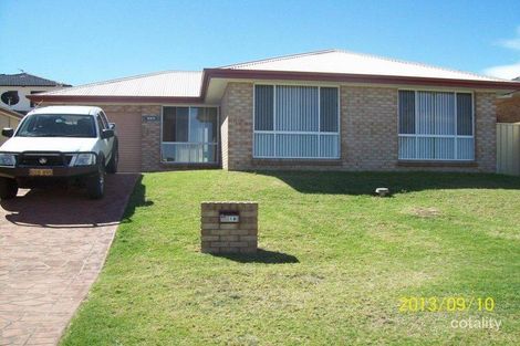 18 Hartfield Ave, Horsley, NSW 2530