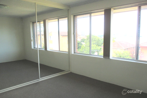 Property photo of 9/8 First Street Wollongong NSW 2500