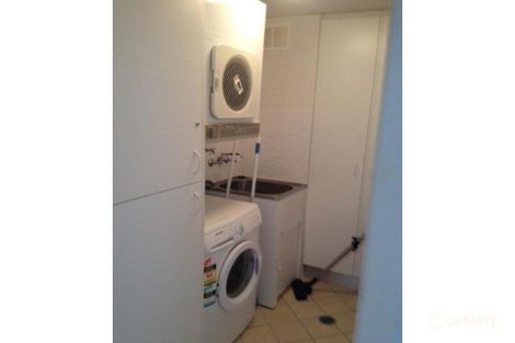 Property photo of 10/4 Clifford Street Surfers Paradise QLD 4217