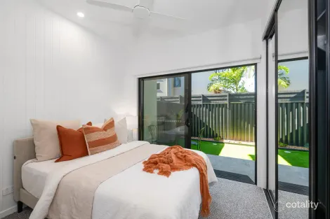 327 Hawthorne Rd, Hawthorne, QLD 4171