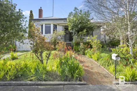 2a Howard St, Soldiers Hill, VIC 3350