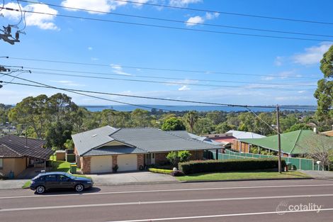Property photo of 36 Hillside Drive Berkeley Vale NSW 2261