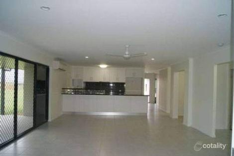 Property photo of 8 Miami Terrace Blacks Beach QLD 4740