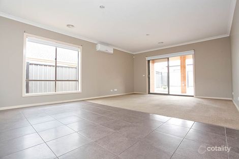 Property photo of 5 Watergum Avenue Craigieburn VIC 3064