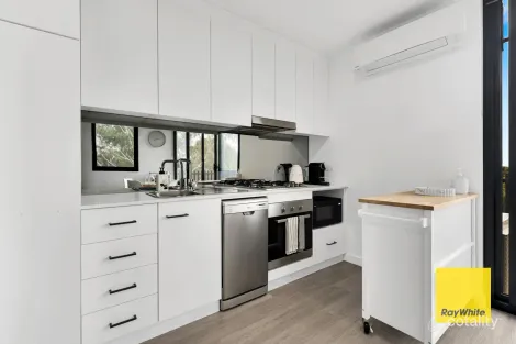 Property photo of 10/68 Janefield Drive Bundoora VIC 3083