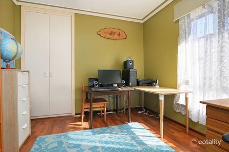 Property photo of 8 Glinis Court Ferndale WA 6148