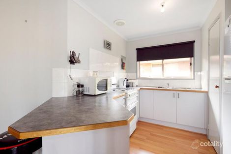 Property photo of 18 Insignia Crescent Berwick VIC 3806