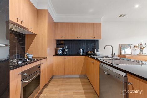 Property photo of 27 Wentworth Drive Taylors Lakes VIC 3038