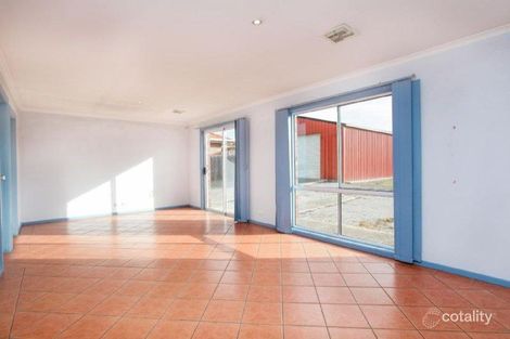 Property photo of 5 Gowanbrae Drive Gowanbrae VIC 3043