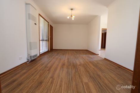 Property photo of 2/91-93 Duncans Road Werribee VIC 3030