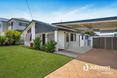 Property photo of 69 Morala Avenue Runaway Bay QLD 4216