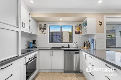 Property photo of 69 Morala Avenue Runaway Bay QLD 4216