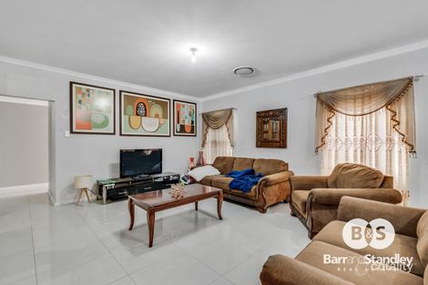 Property photo of 12 Hazelgrove Crescent Millbridge WA 6232