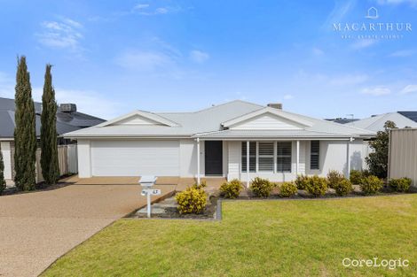 Property photo of 47 Cootamundra Boulevard Gobbagombalin NSW 2650