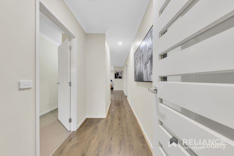 Property photo of 14 Tathra Grove Point Cook VIC 3030