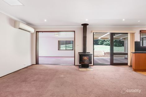 Property photo of 9 Crighton Place Dapto NSW 2530