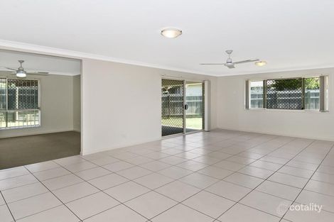 Property photo of 8 Tern Close Eagleby QLD 4207