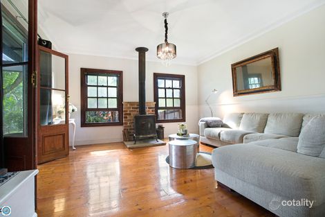 Property photo of 29 Stafford Road Mount Kembla NSW 2526