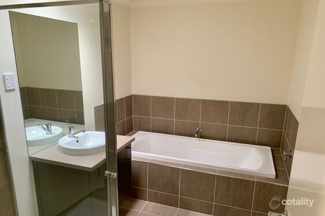 Property photo of 23 Bimberry Circuit Clyde VIC 3978