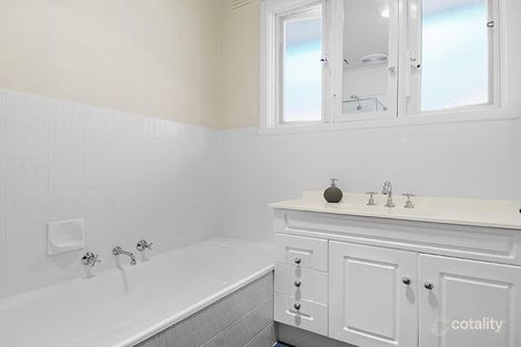 Property photo of 53 Katrina Street Blackburn North VIC 3130