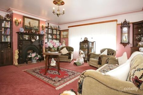 Property photo of 6 Collins Crescent Lapstone NSW 2773