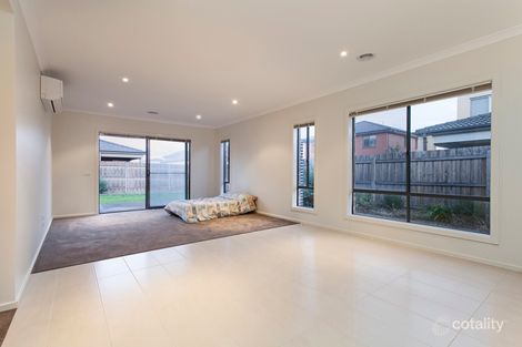 Property photo of 35 Whitetop Drive Point Cook VIC 3030