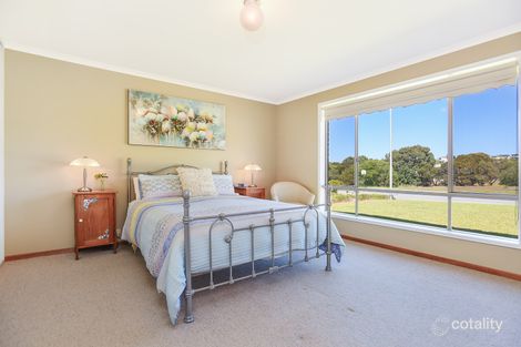 Property photo of 17 Wallage Court Encounter Bay SA 5211