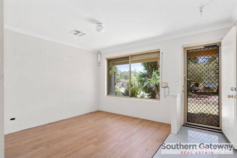Property photo of 35 Simmons Loop Parmelia WA 6167