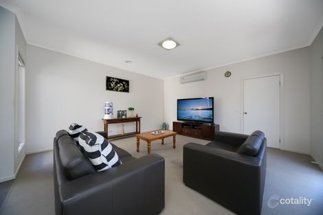 Property photo of 11 Tranquil Lane Cranbourne North VIC 3977