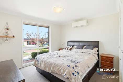 Property photo of 5 Shamrock Place Glendenning NSW 2761