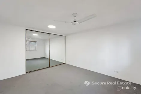 Property photo of 2/61 Depper Street St Lucia QLD 4067