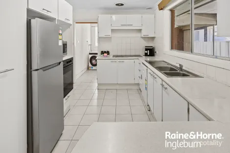 Property photo of 104 Cumberland Road Ingleburn NSW 2565