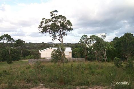 14 Ashton St, Macleay Island, QLD 4184