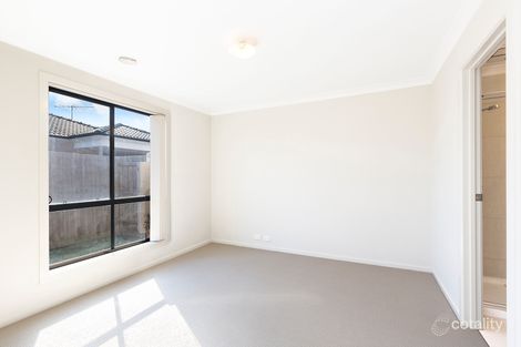 Property photo of 8 Braeburn Street Doreen VIC 3754