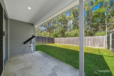 2/79 Jones St, Rothwell, QLD 4022