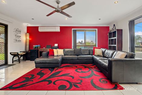 Property photo of 5 Landra Court Springwood QLD 4127