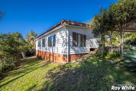 2 Lucas Ave, Green Point, NSW 2428